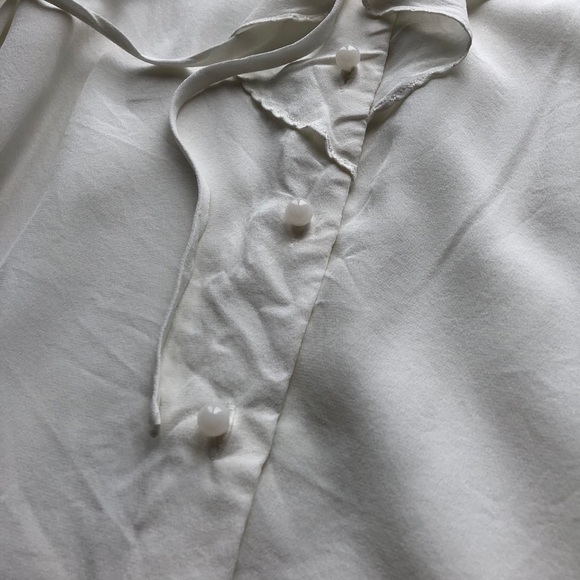 Aritzia Frida Blouse - Picture 6 of 9
